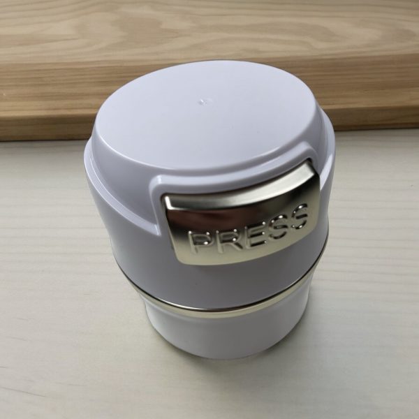 Storage box